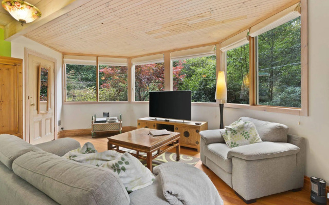 Linden Gardens Rainforest Retreat