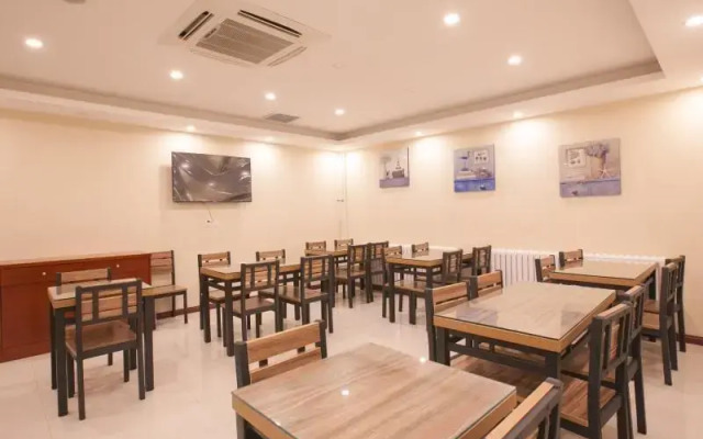 GreenTree Inn Tianjin First Center Hospital Subway Station Shell Hotel