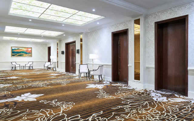 Sheraton Grand Danang Resort & Convention Center