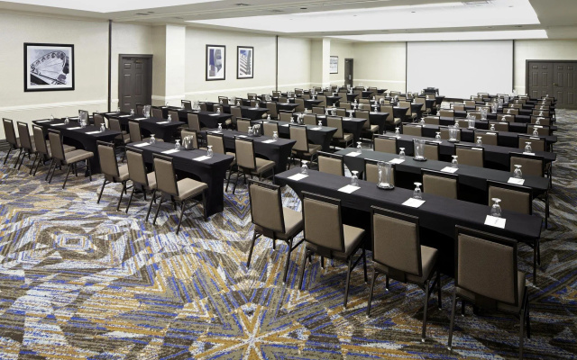 Embassy Suites by Hilton Los Angeles International Airport North