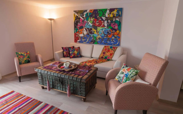 La Casa Novi Boutique & Beach Club