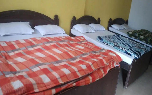 Ashish Bed & Breakfast by StayApart