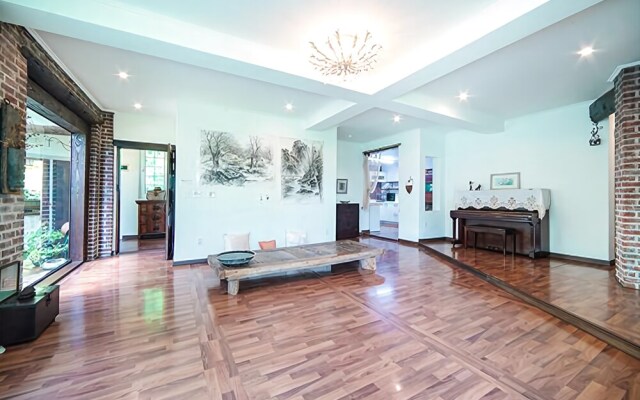 Wanju Daedunsan Sanjarak Pension