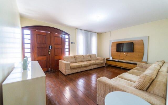 Casa,Varanda,Churrasqueira,Até 9 Hóspedes,JrCatito