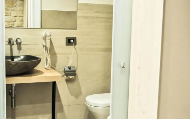 Olivia Rooms Teocrito