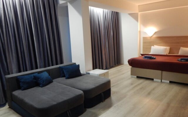 Atlas City Center Hotel