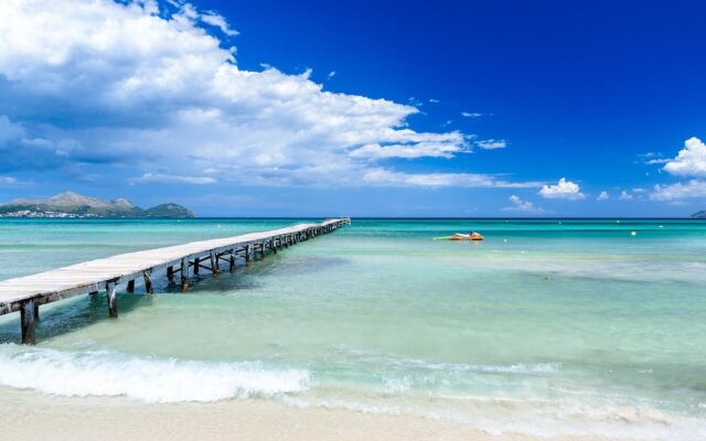 Mallorca Town House with Pool Beaches 20 Mints