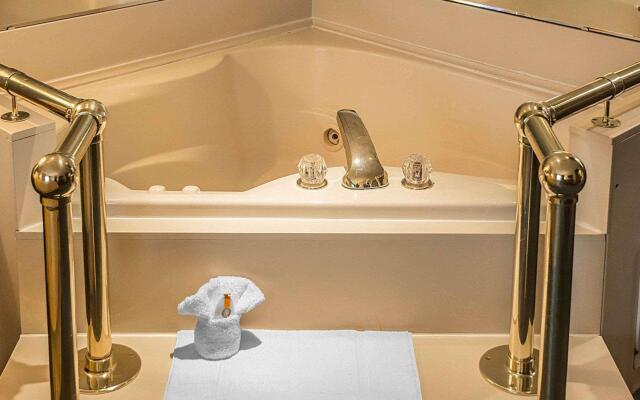 Quality inn & Suites Cincinnati I-275