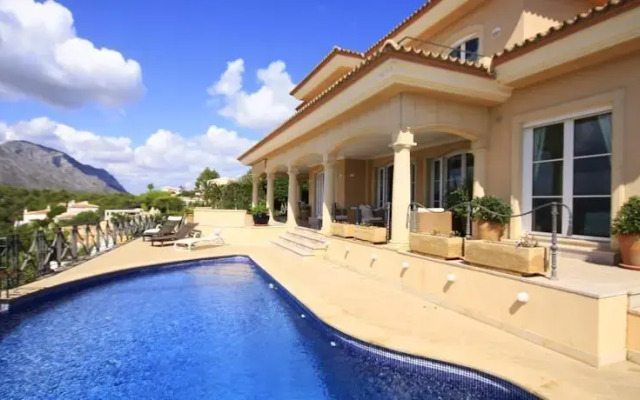 Villa Hiedra