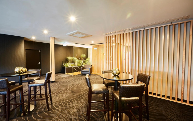 Mornington Hotel