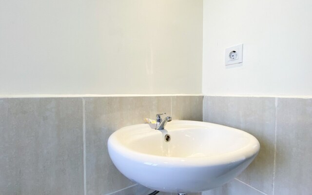 Best Deal And Restful 3Br Meikarta Apartment