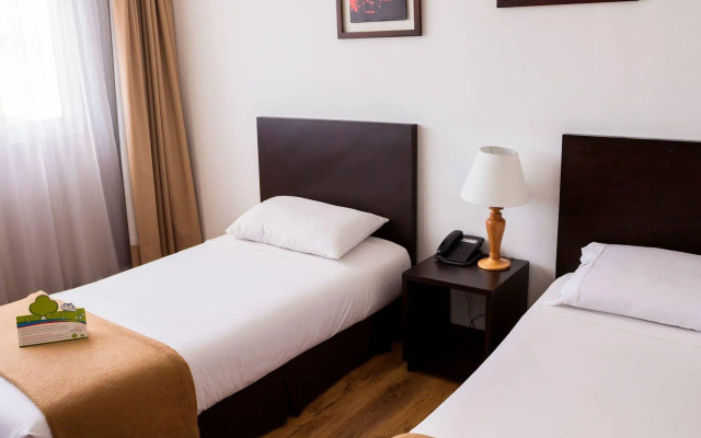 Hotel Innova 68