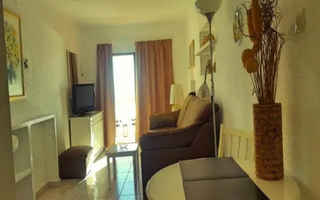 Apartamentos Casa Blanca