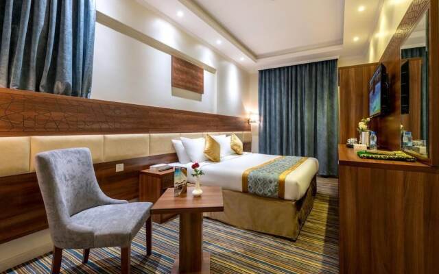Snood Remaz Hotel
