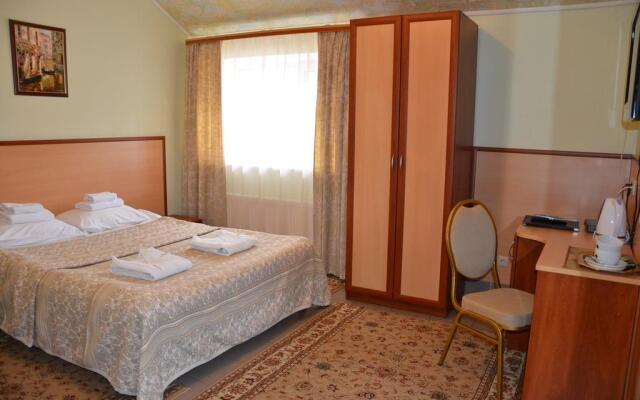 Hotel Lira