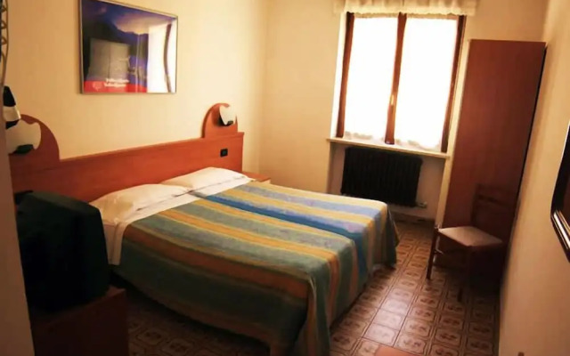 Hotel Dujany