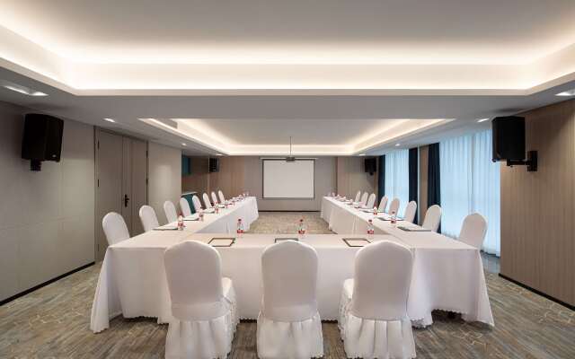 Microtel By Wyndham Qingdao Huangdao