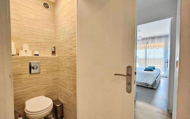 Emeraudes 8 vue mer by Booking Guys