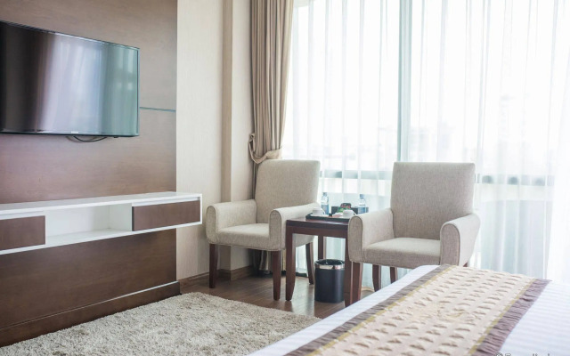 Skylark Hotel