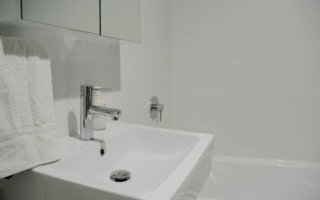 New Oriental Service Apartment