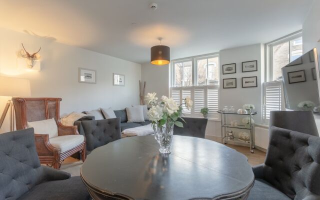 2 Bedroom Hammersmith House