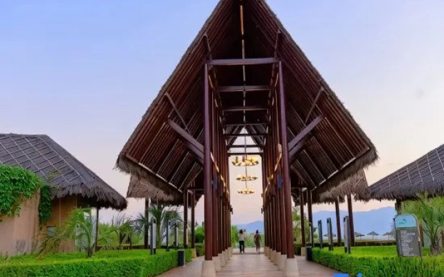 Tasha Vacation Apartment (Fuxian Lake Scenic Area Moon Bay Wetland Park) – Outside – Yuxi
