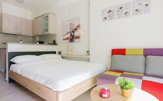 Modern Athens Studio by Cloudkeys