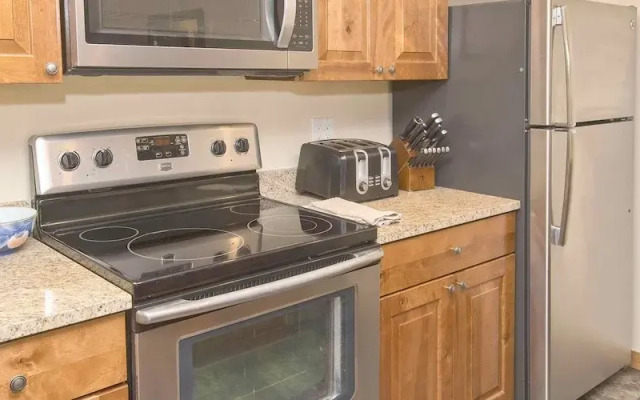 Townsend Place A205 2 Bedroom Condo by Redawning