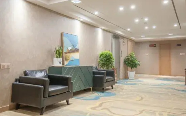 Elong Ruiyun Hotel (Bengbu Carnival Store)