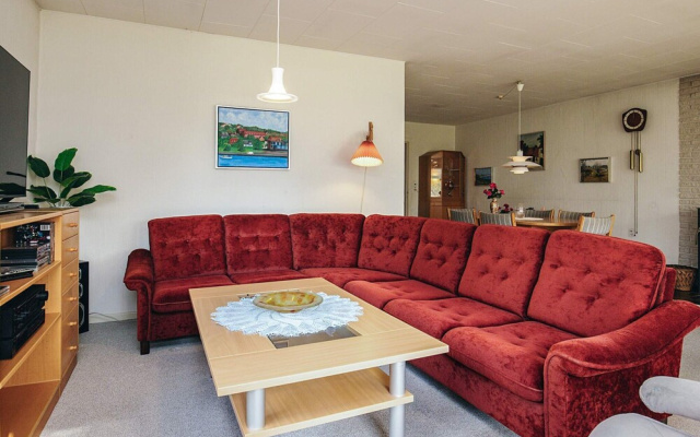 6 Person Holiday Home in Hals