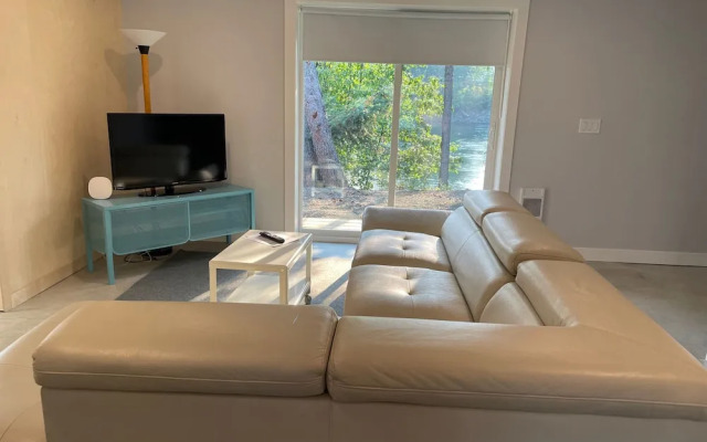 River's Edge Retreat