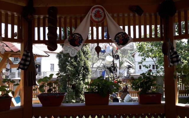 Pensiunea Todorica Sergiu