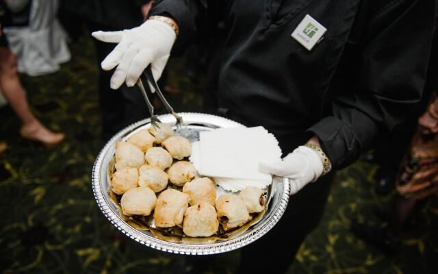 Holiday Inn Downtown - Mercy Area by IHG