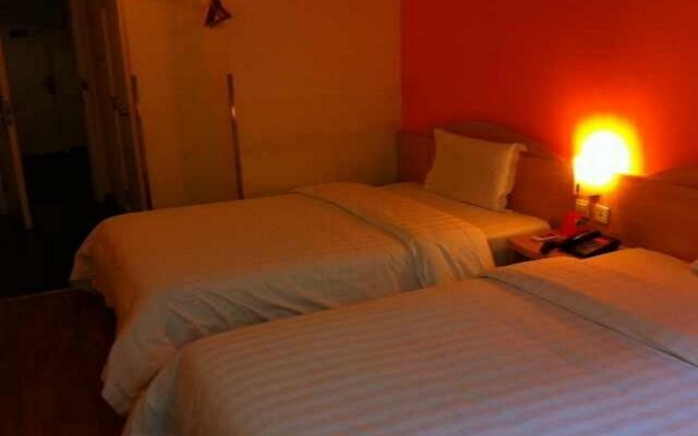 7 Days Inn Beijing Daxing Huangcun Xingzheng Street  Branch