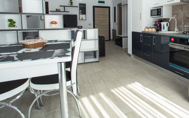 Apartament Black&White
