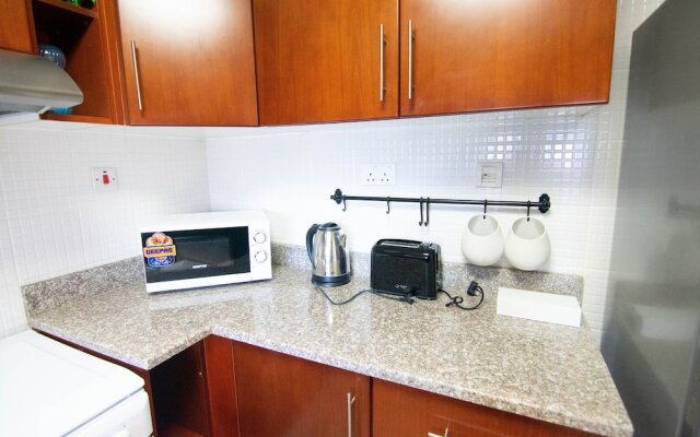 Lux BNB Jumeirah Lake Towers