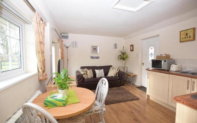 Little Rushbrook Cottages