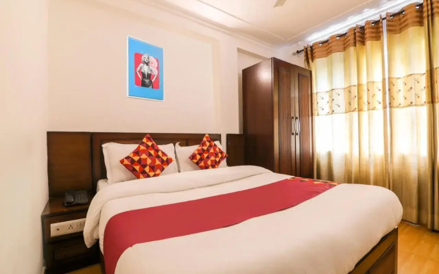 Oyo 32589 Sky Hotel