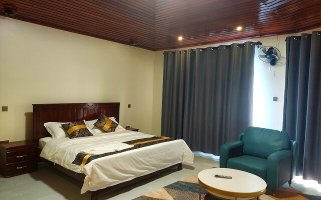 Golden View Hotel Ibanda
