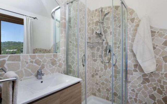 Le Maree Apartments
