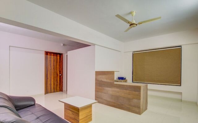OYO 22102 Habitat Service Apartment