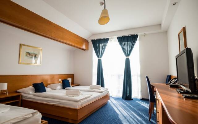 Maribor INN Hotel
