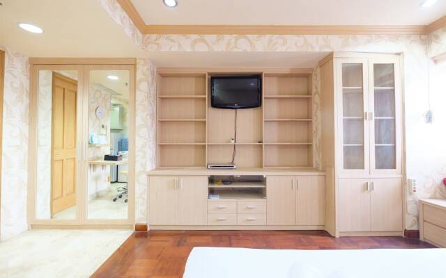 Classic Studio Park Royale Apartment Near Sudirman