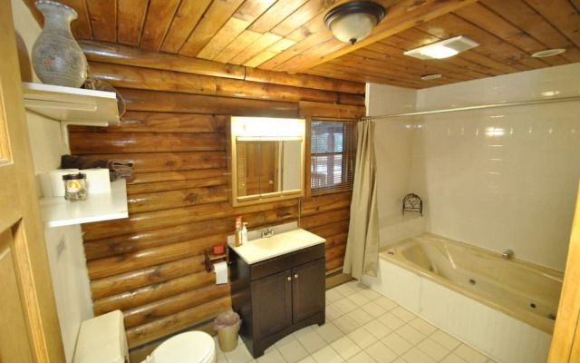 Lodge on Moonlight Drive