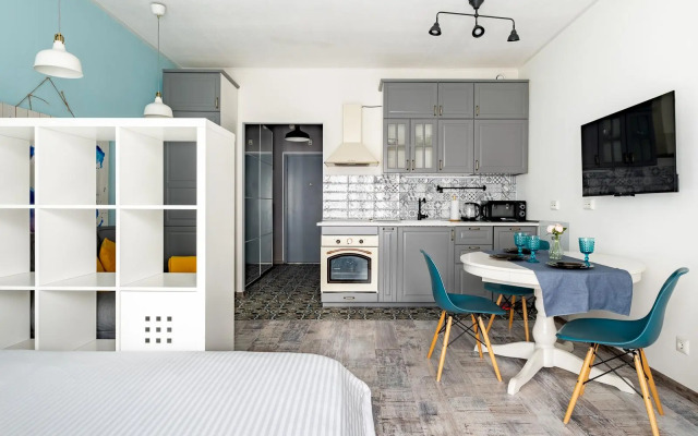 Апартаменты на набережной Обводного Канала 108