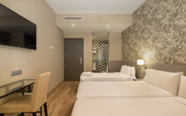 Hotel Avenida Gran Via