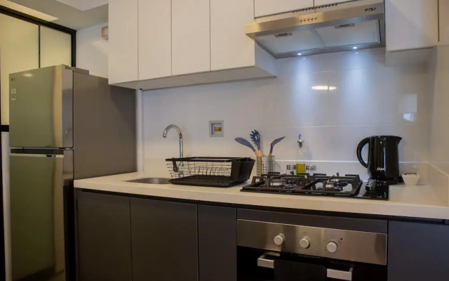 w Elegant 2BR w Distinctive Deco in Miraflores