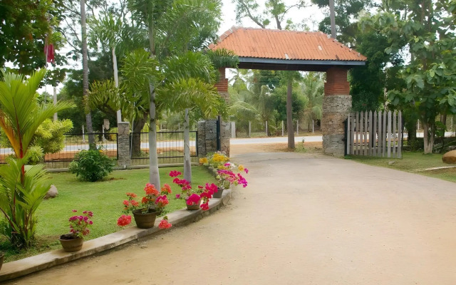 Royal Green Garden Hotel