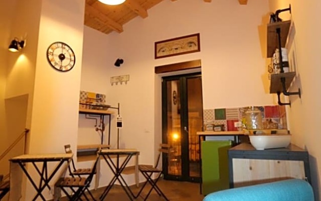 Torre's Camere & caffè