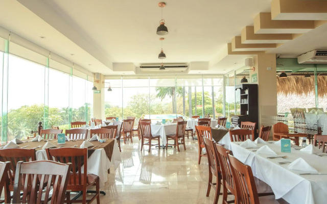 Hotel Loma Real